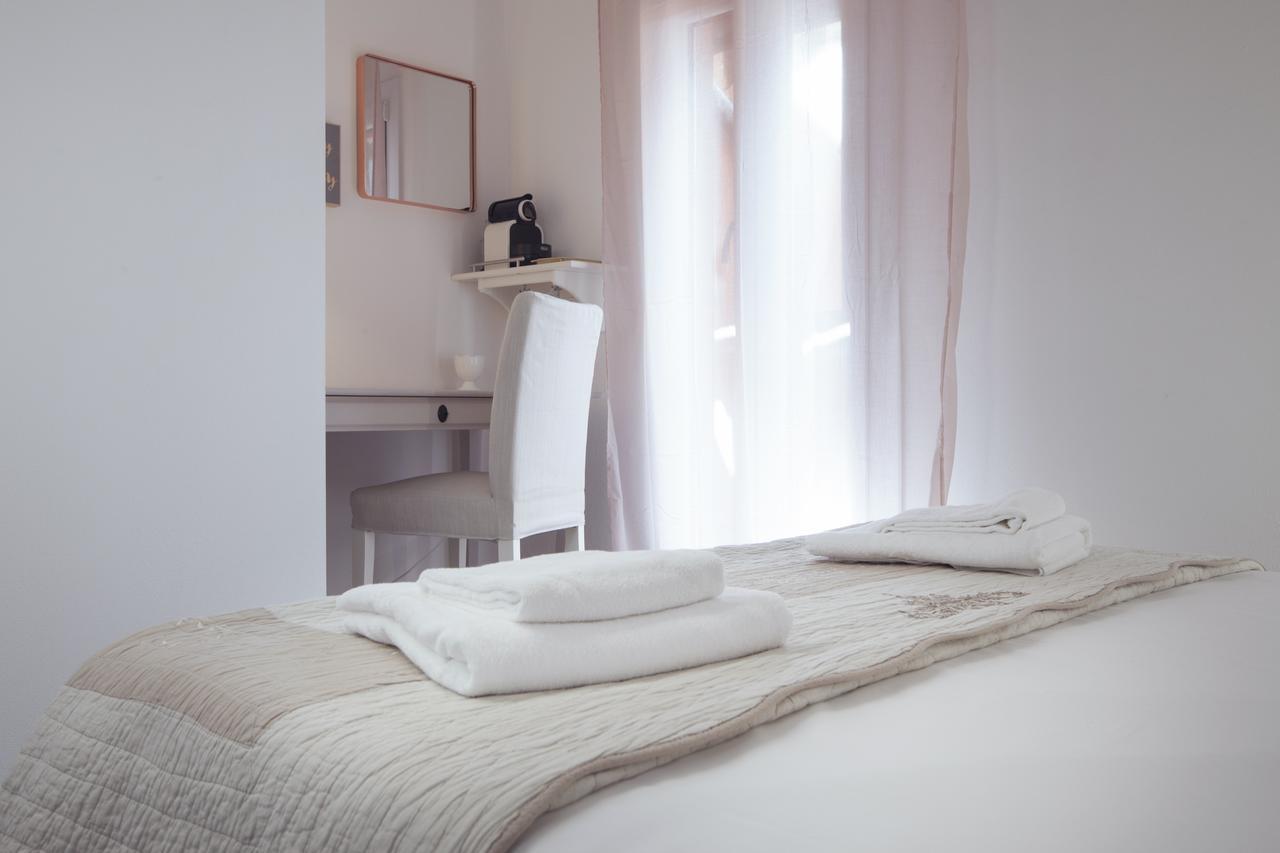 Bed In Bo Porta San Mamolo Hotel Bologna Exterior photo